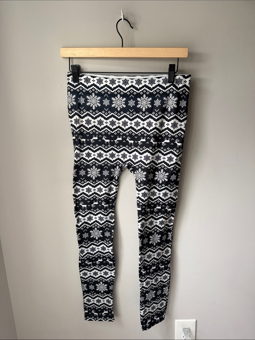Fleece Lined Fair Isle Snowflake Reindeer Leggings Winter Holiday